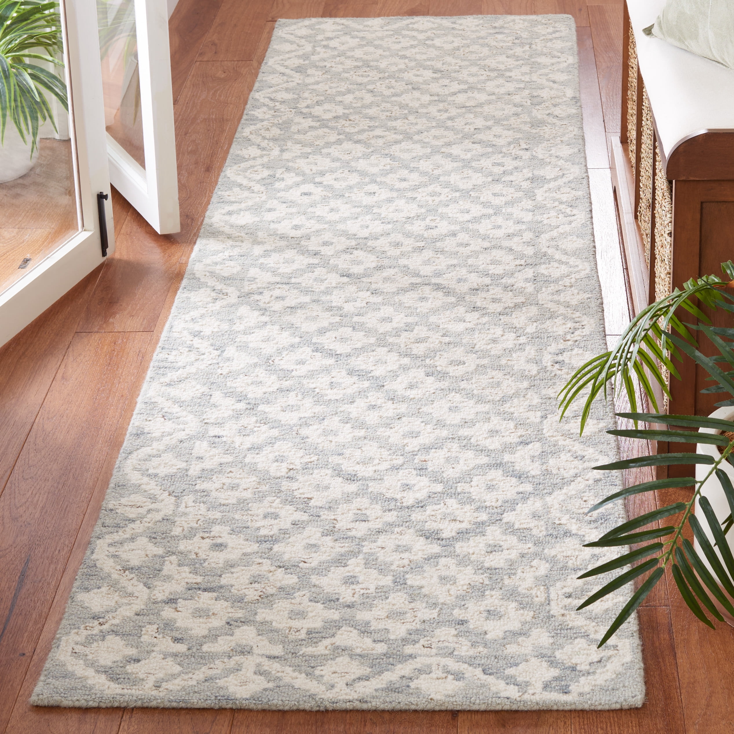 SAFAVIEH Metro Frigg Floral Runner Rug, Ivory/Light Blue, 2'3" x 9'