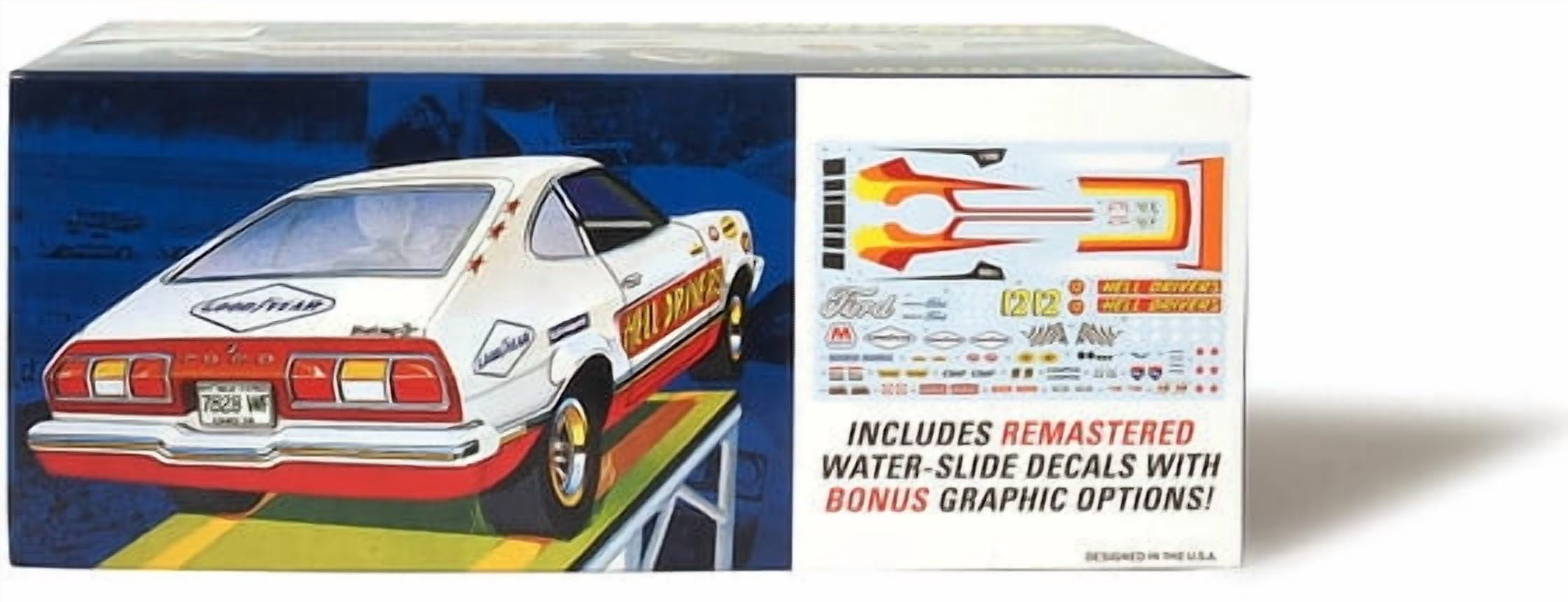 Skill 2 Model Kit 1977 Ford Mustang "Hell Drivers" Thrill Show Car 1/25 Scale Model by AMT