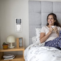 SEWCHICS Wall Mount Remote Holder White Plastic Multi-Purpose Organizer for Living Room