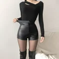 thumbnail image 3 of Shorts De Cuero Para Mujer Elástico Talle Alto Skinny Cómodo, 3 of 8