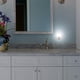thumbnail image 2 of Luz de Noche LED GE Enbrighten Bronce con Sensor de Movimiento de Bajo Consumo, 2 of 7