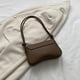 thumbnail image 4 of Bolsa De Hombro Bolso bandolera con hebilla de bloqueo de metal con personalidad elegante para mujer (marrón) Ehuebsd Para Estrenar, 4 of 9