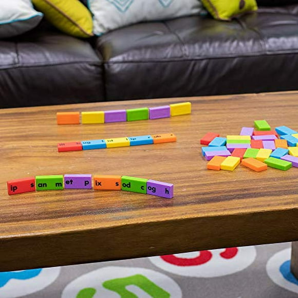 Educational Insights Dominos Phoniques : Voyelles Courtes, Multi, 7.5 H x 4.5 L x 3.5 W
