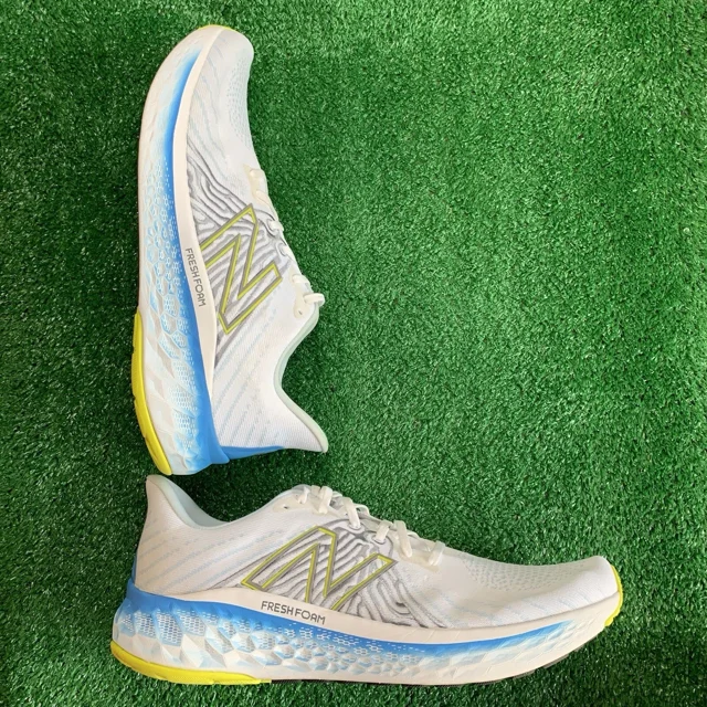 New Balance Fresh Foam X Vongo V5 Men’s Size 13 White/Blue/yellow Running Shoes
