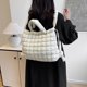 thumbnail image 2 of Bolso Mano Acolchado Hombro Plisado Burbujas Popular Escolar Gran Capacidad para Estudiantes F () Blanco, 2 of 9