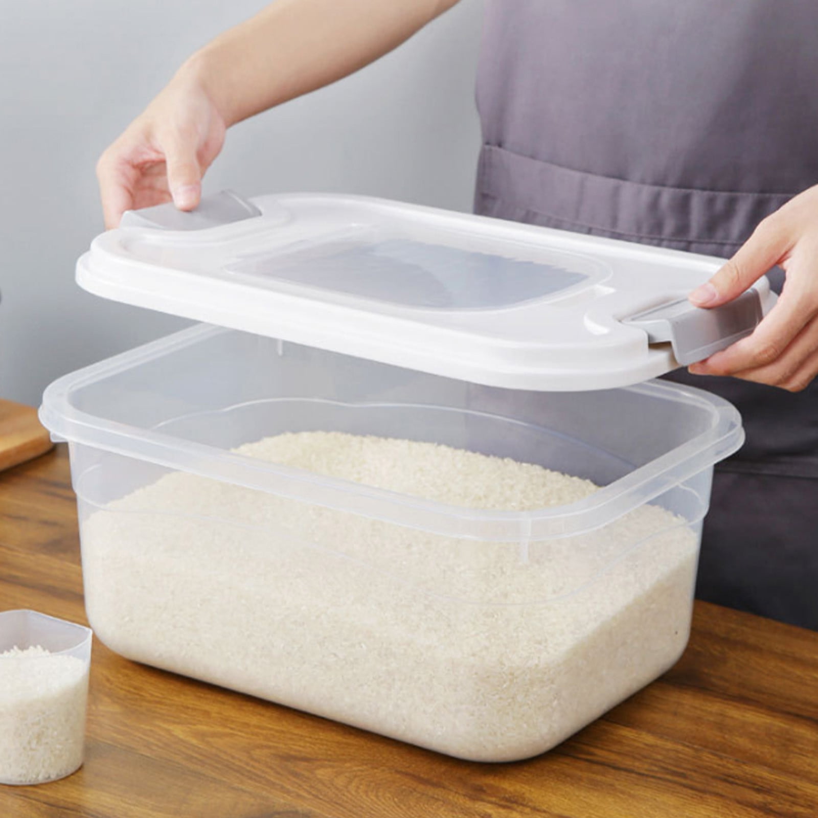 Clear Plastic Rice Storage Bucket with Lid, 10-Pound Capacity, Airtight & Insect-Proof Food Container for Flour, Grains & Dry Goods, Includes Measuring Cup