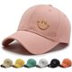 thumbnail image 2 of 2023 nueva tendencia de moda para hombres y mujeres cara sonriente sombrero de cuatro estaciones sombrero para el sol protector solar gorra de béisbol deportes y ocio pico Fivean unisex, 2 of 2