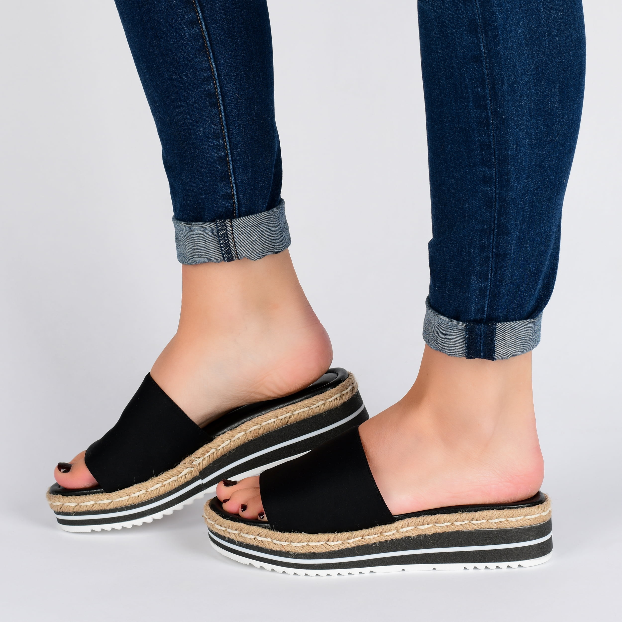 Journee Collection Womens Rosey Tru Comfort Foam Wedge Heel Espadrille Sandals