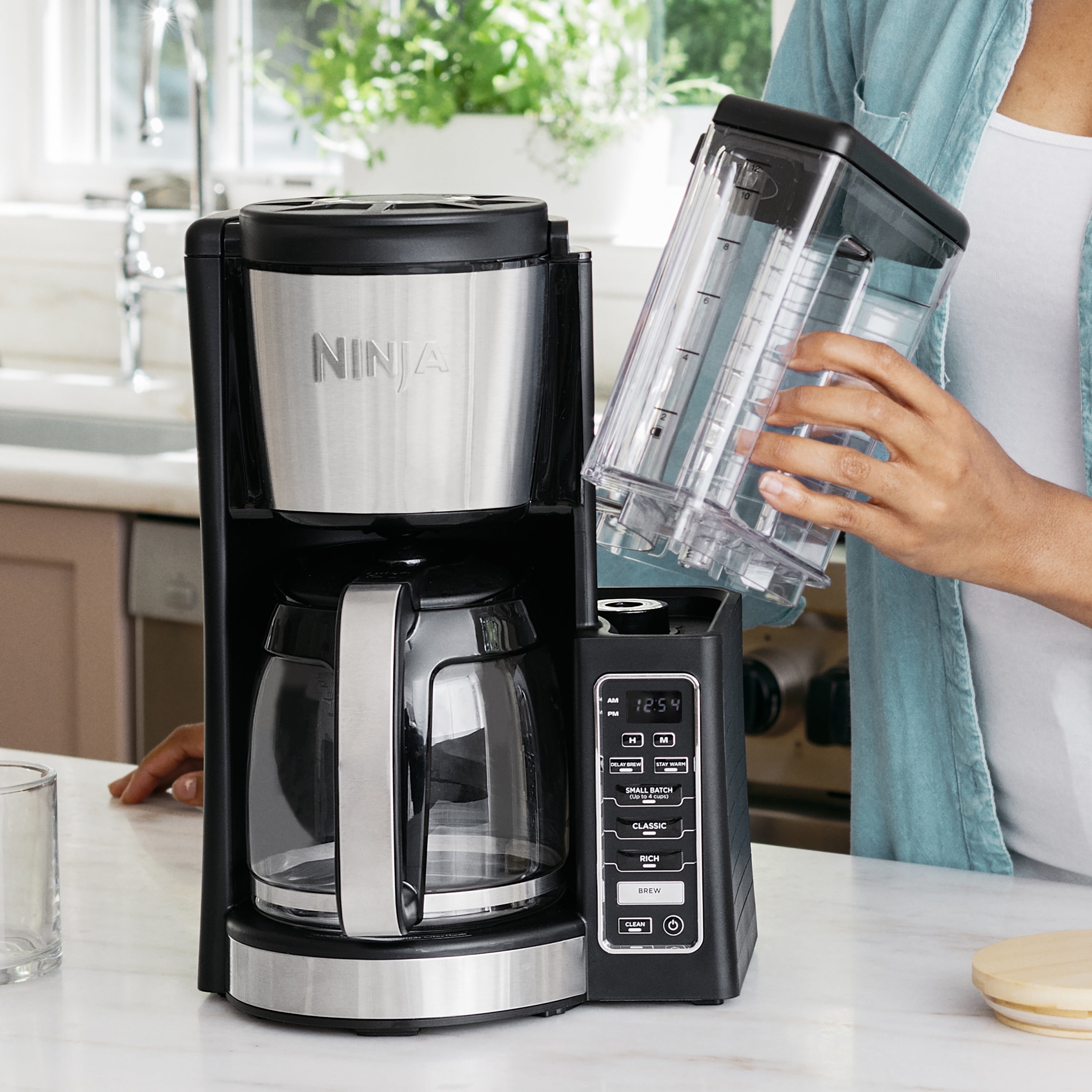 Ninja® 12-Cup Programmable Coffee Maker, Glass Carafe, Stainless Steel,  CE250 