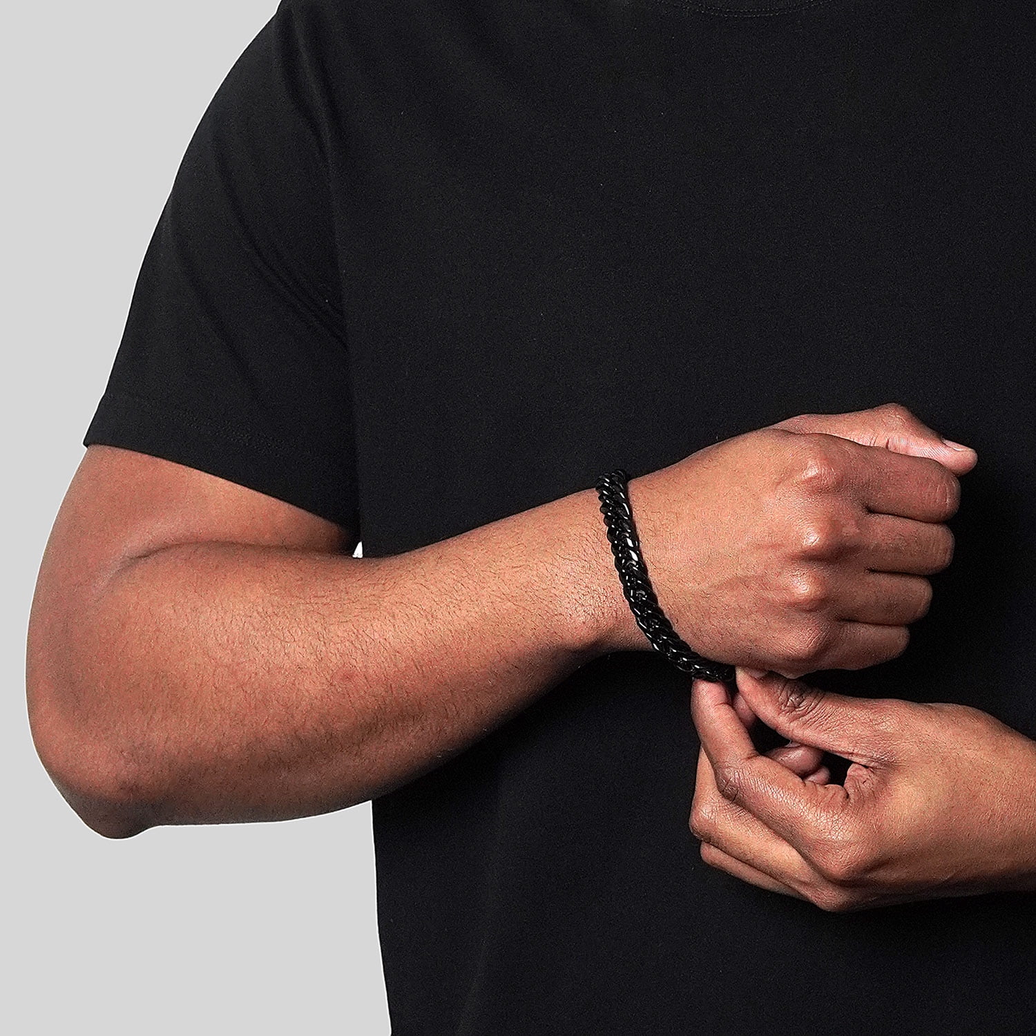 Invicta Jewelry Men's Double Curb Chain Black Plated Steel Bracelet (11.5mm) - 8.75"