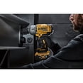 thumbnail image 3 of DEWALT Kit de Clé à Impact Sans Fil Lithium-Ion 20 Volts Maximum 1/2 Po (DCF900P1), 3 of 13