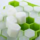 thumbnail image 1 of Bandeja de silicona for cubitos de hielo en forma de panal - Molde hexagonal for cubitos de hielo de 37 cavidades for bolas de hielo perfectas, 1 of 4