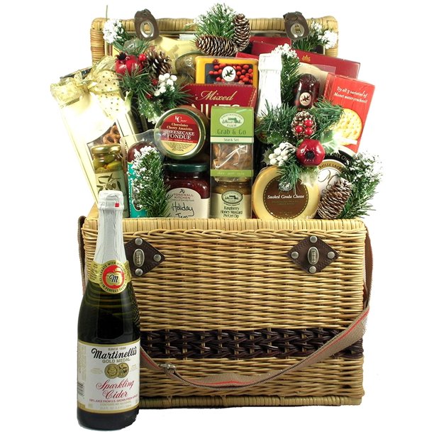 Christmas In Central Park Deluxe Holiday Gift Basket Walmart Com Walmart Com