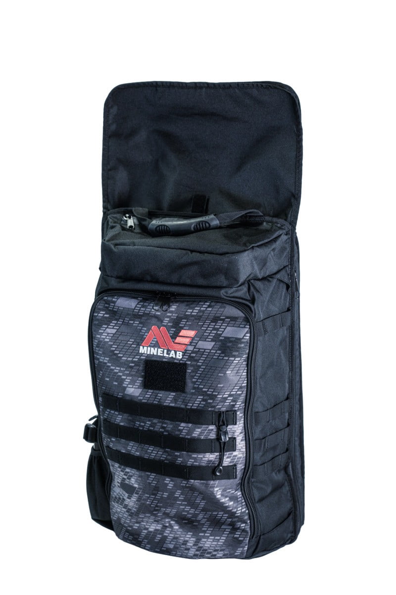 Minelab Equinox 900 Bundle, Includes Metal Detector and Backpack