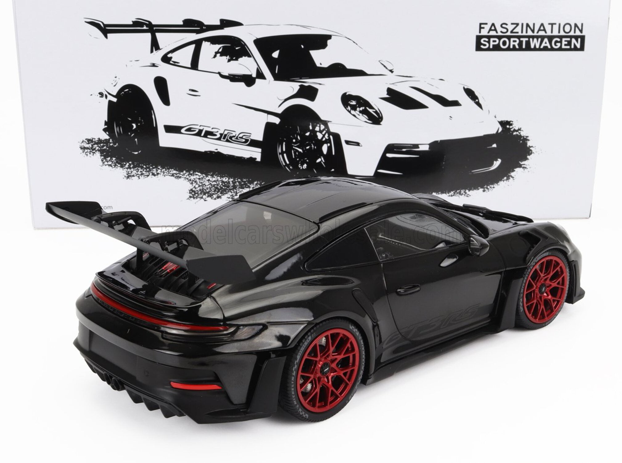 Minichamps 2023 Porsche 911 992 GT3 RS Black w/ Pyro Red Minichamps 2023 Porsche 911 992 GT3 RS Black w/ Pyro Red
