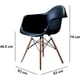 thumbnail image 4 of Set de 2 Sillas Grupo Microtec Replica Estilo Eames con Brazos Negro Pata Madera Comedor Oficina Sala Cocina o Jardin Plastico Grueso Grupo Microtec Daw Daw, 4 of 5