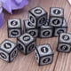 thumbnail image 4 of Juego de mesa acrílico poliédrico de 6 lados, 10 piezas, para fiestas en casa. Blanco-1, 4 of 7