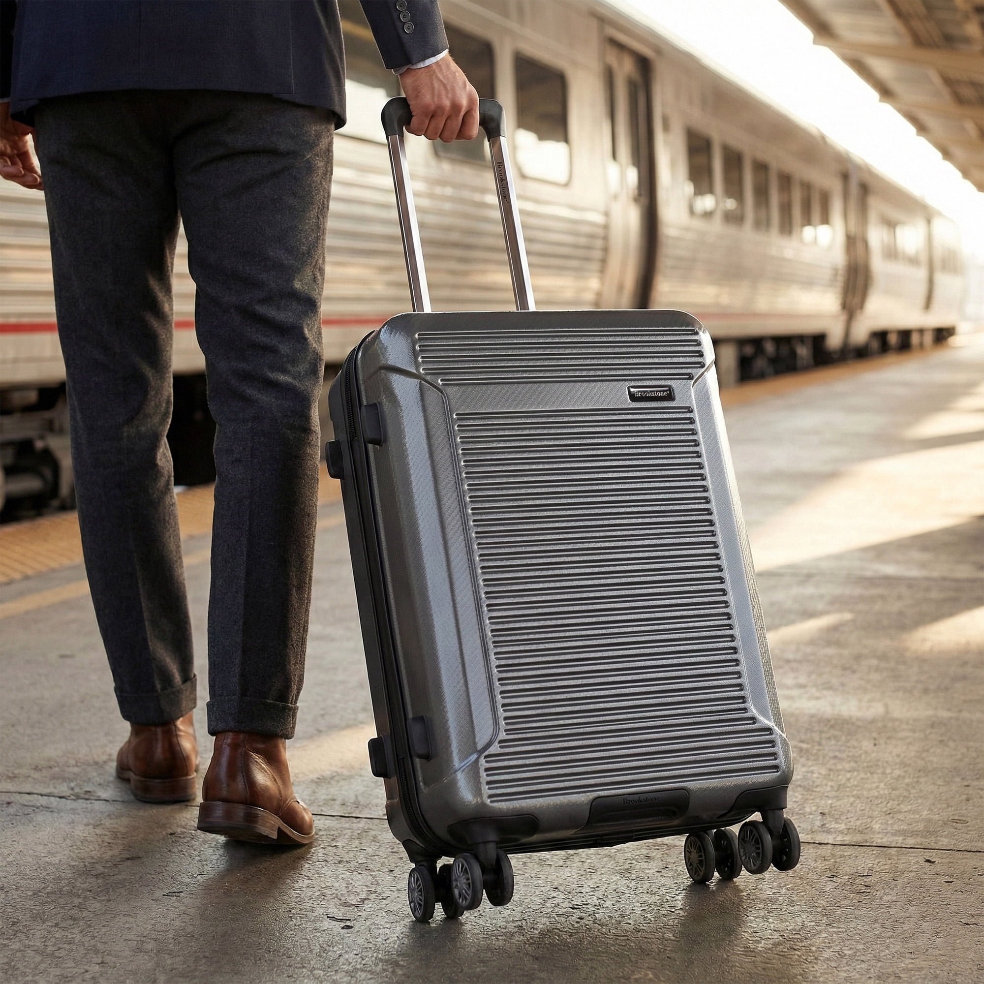Brookstone Neuer 21" Hardside Carry On Spinner Luggage - Charcoal