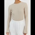 thumbnail image 4 of Camisa Básica de Larga para Mujer, de Punto Acanalado, Ajustada y con Cuello Redondo. Caqui L, 4 of 10