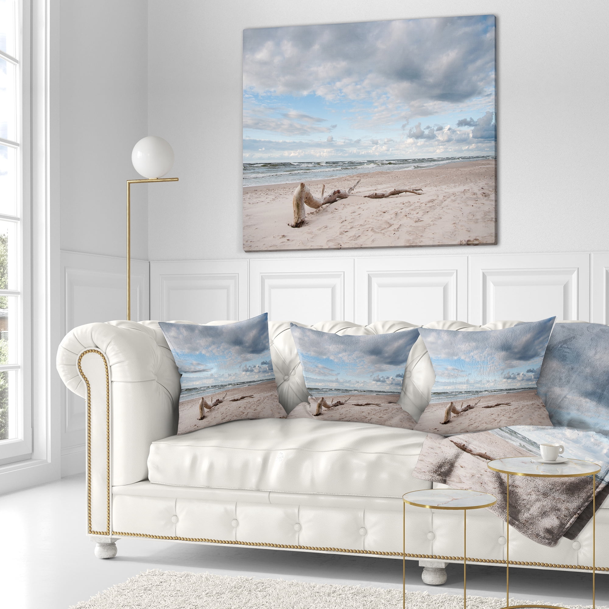 Designart Large Piece of Wood on Beach - Modern Seascape Throw Pillow - 16x16