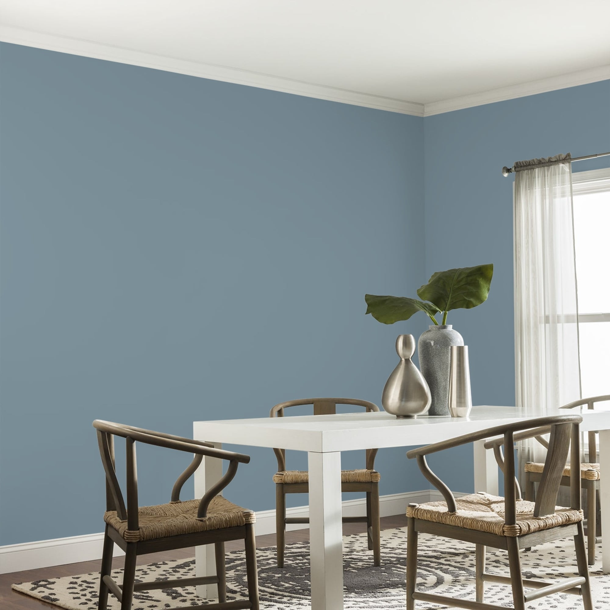 Glidden HEP Chalky Blue / Blue, Eggshell Interior Paint with Primer, 1 Gallon