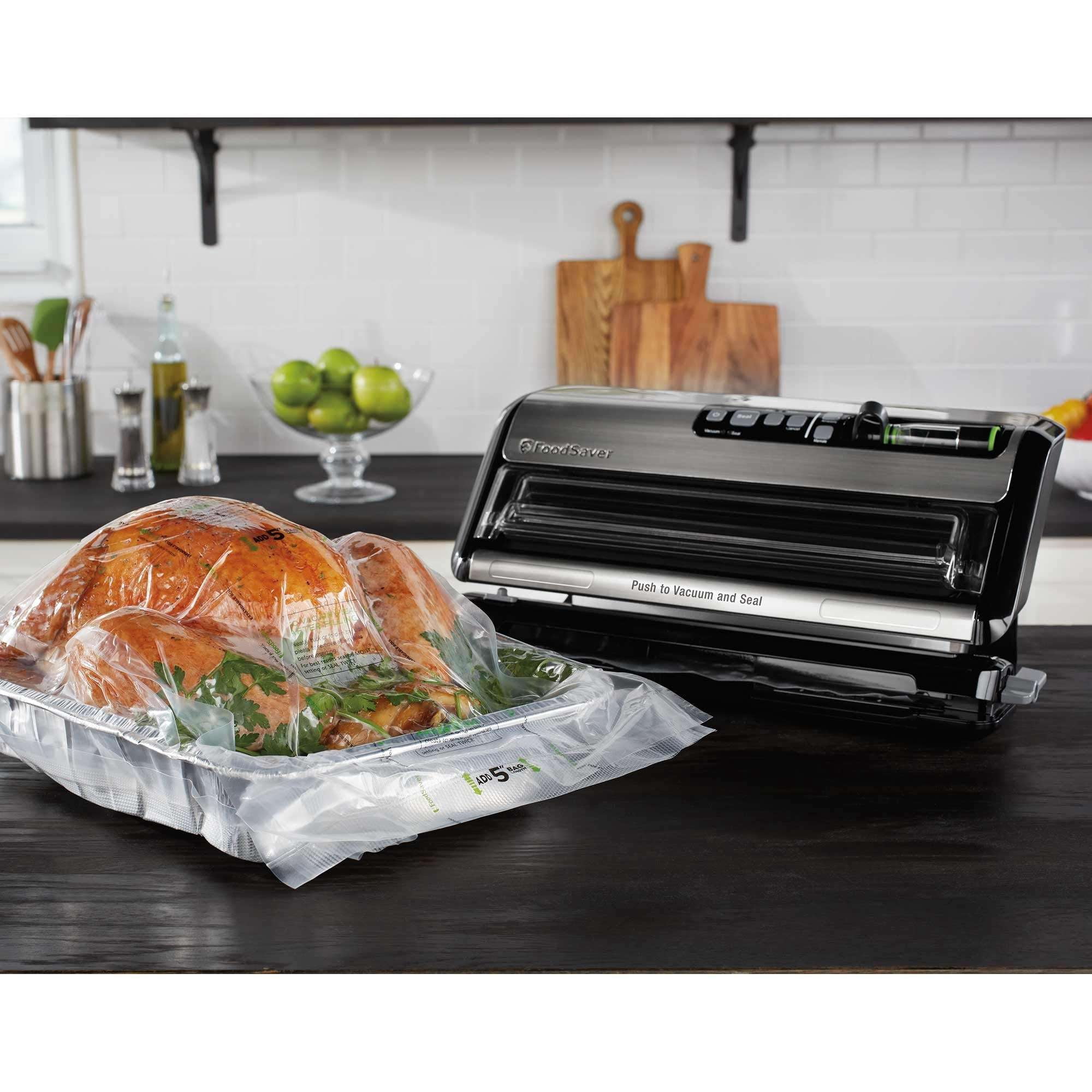 FoodSaver FM5200 Series 2-in-1 Vacuum Sealing System for Food Preservation
