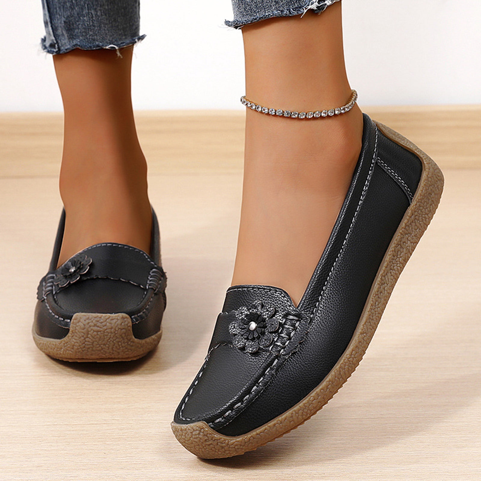 Women's Leather Penny Loafers Driving Moccasins Casual Slip on Flats Shoes Nurse Work Walking Loafer Shoes
