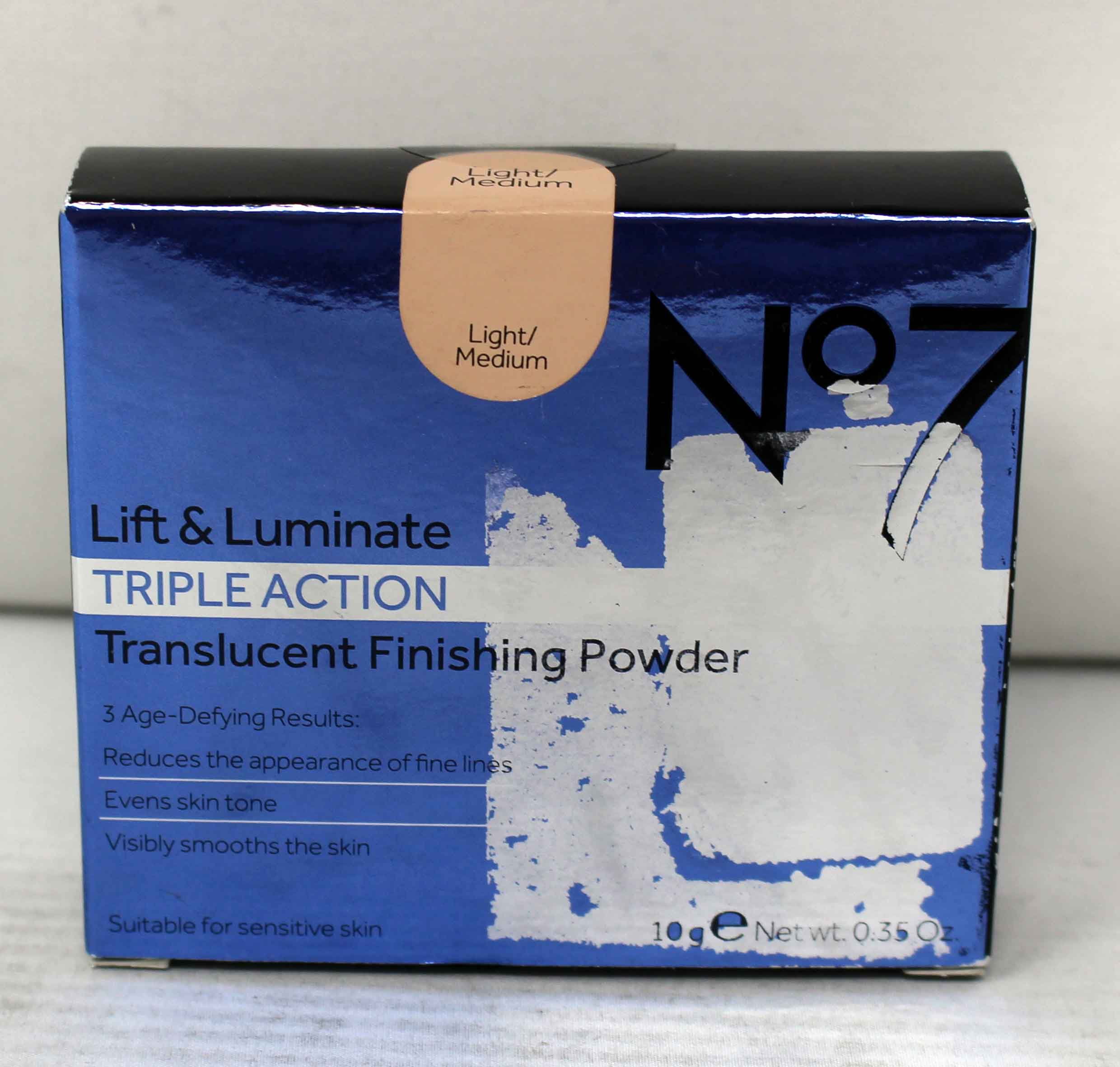 No7 Lift &amp; Luminate Triple Action Translucent Finishing Powder