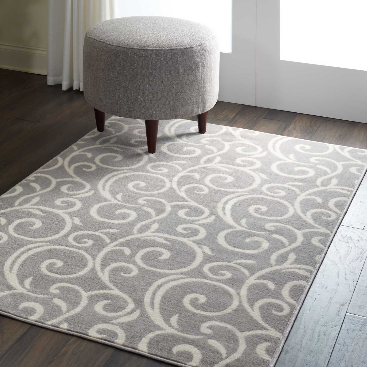 Eclectic Essentials Gray Bohemian Botanical Area Rug
