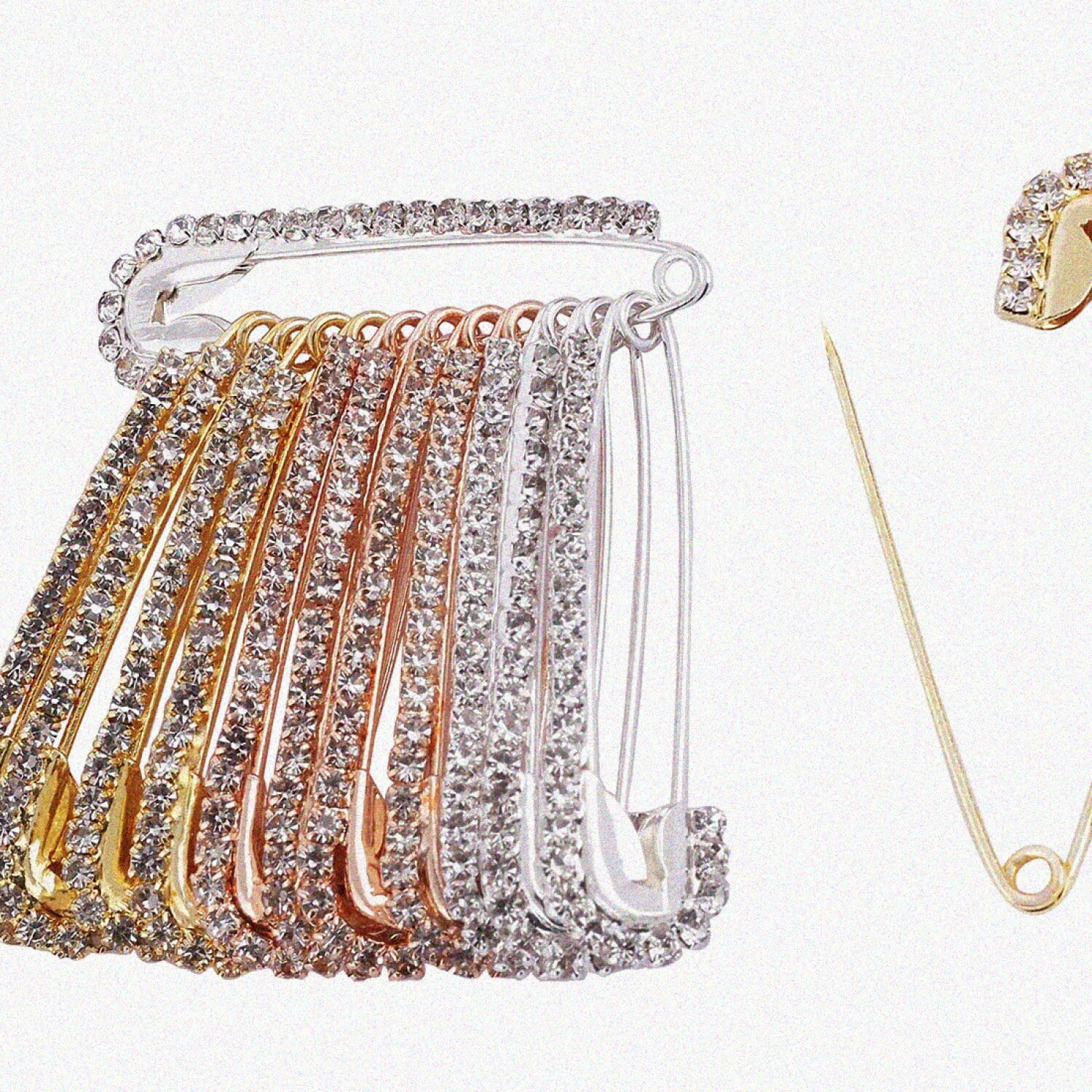 Gold saree pin outlet