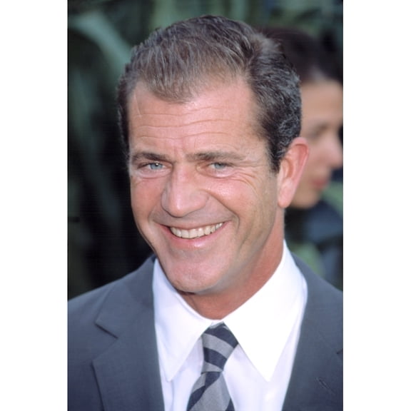 Mel Gibson At Premiere Of Signs, Ny 7292002, By Cj Contino Celebrity (8 x 10)