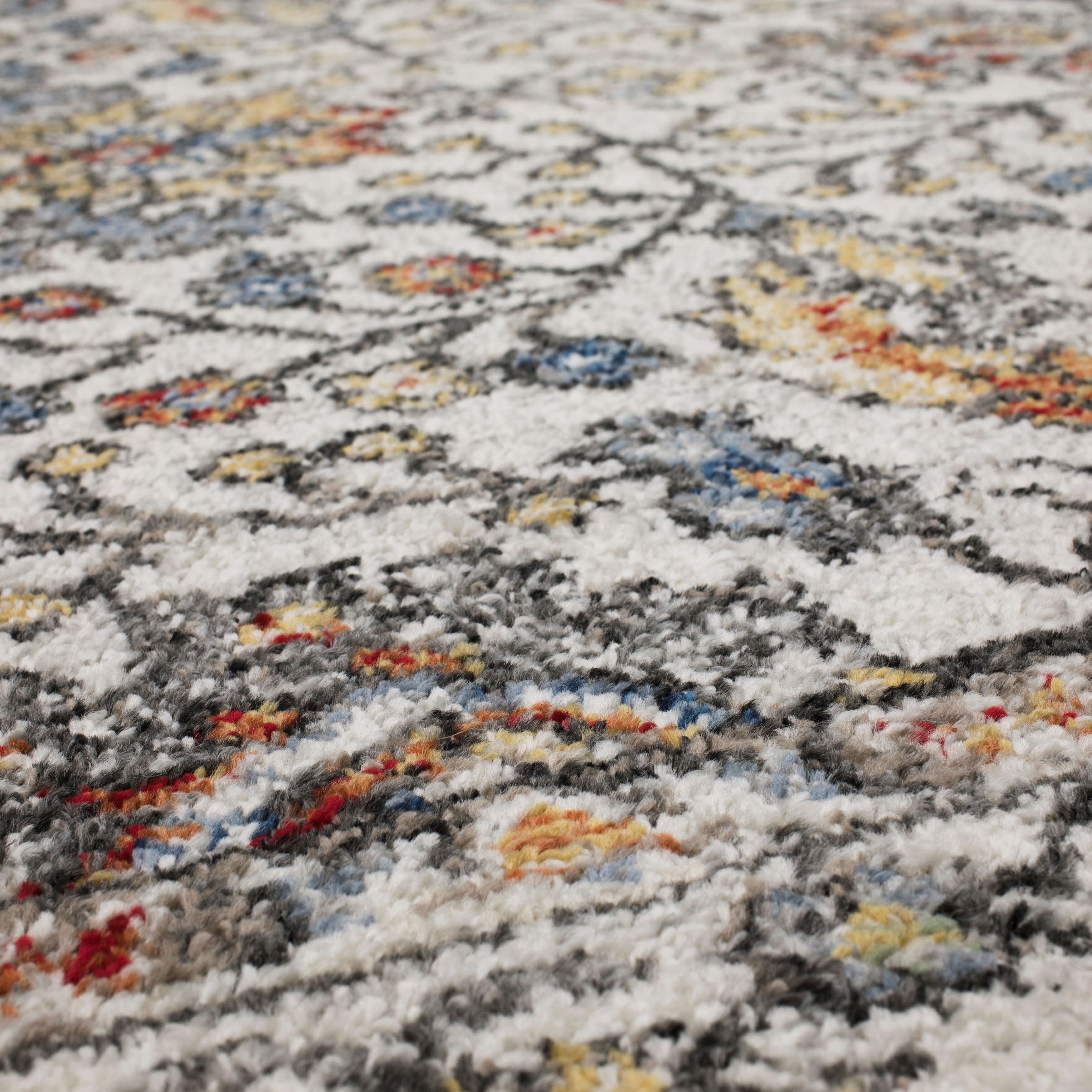 Mohawk Home Warrens Indoor Floral Area Rug, Grey, 1' 11" x 8'