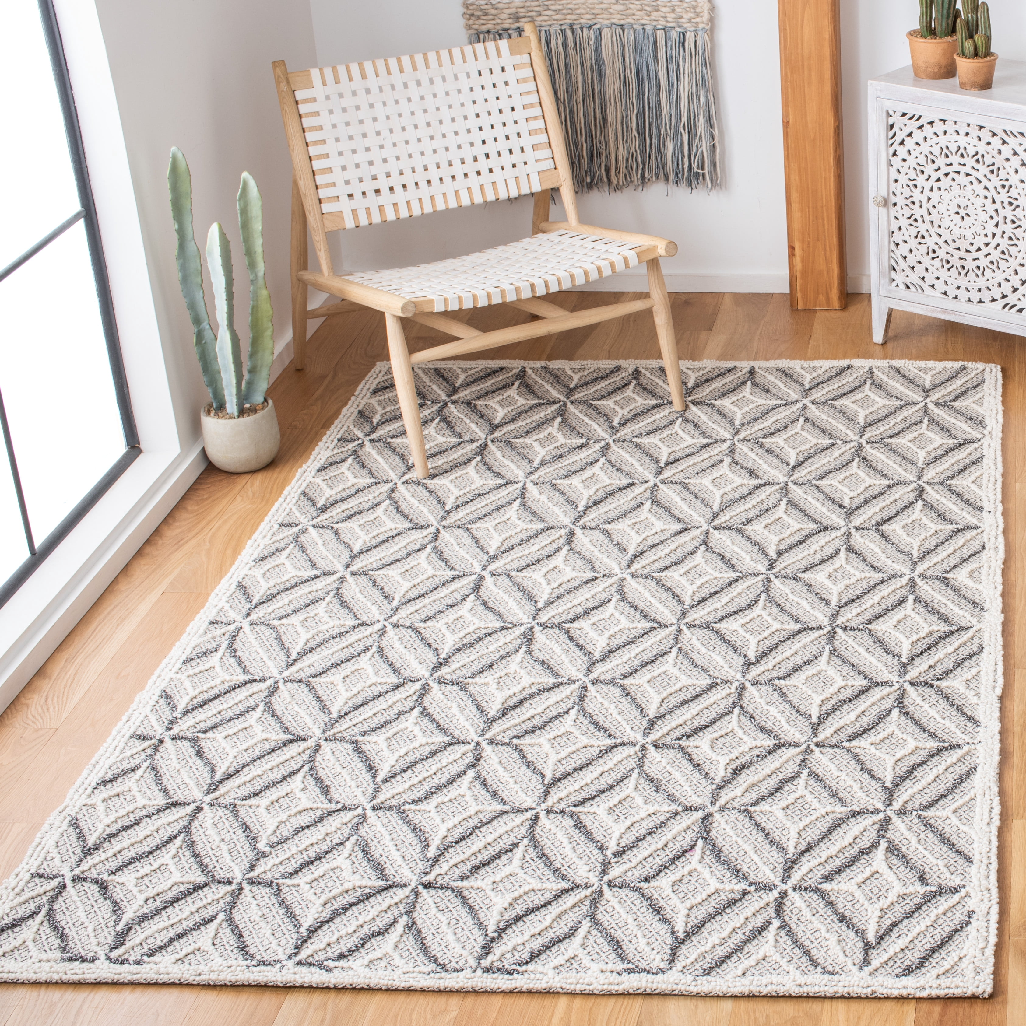 SAFAVIEH Trace Gervase Geometric Wool Area Rug, Grey/Black, 6' x 6' Square