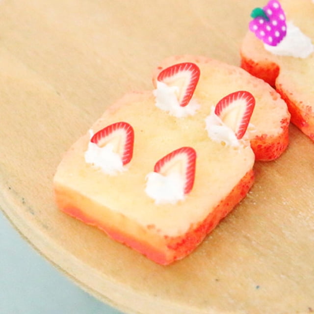 Modelos de pan en miniatura Macarena decoración de cocina juguetes de simulación Tostada De Fresa