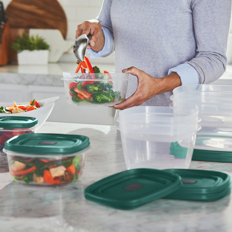 Rubbermaid 687965439399 Plastic Easy Find Lid Food Storage Container, 1.5  Gal, 1777163 Set of 2