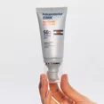 thumbnail image 4 of Isdin Fotoprotector Gel Crema Dry Touch Spf 50+ 50 Ml, 4 of 4