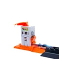 thumbnail image 4 of Pista de Juguete Mattel Hot Wheels Taller del Gorila, 4 of 5