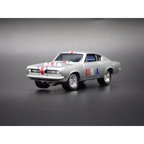 (Open Box) 1968 68 PLYMOUTH BARRACUDA CUDA FASTBACK 1/64 SCALE DIORAMA DIECAST MODEL CAR