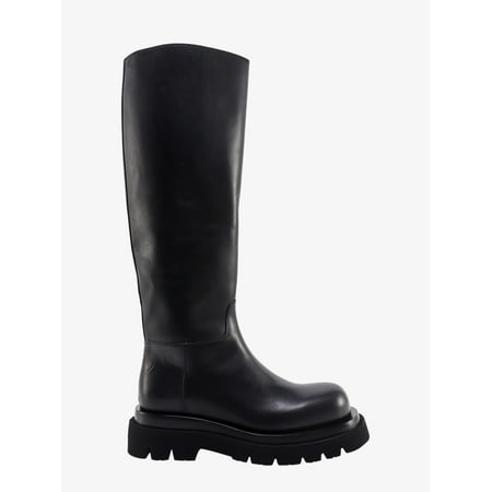 

WOMAN Leather boots