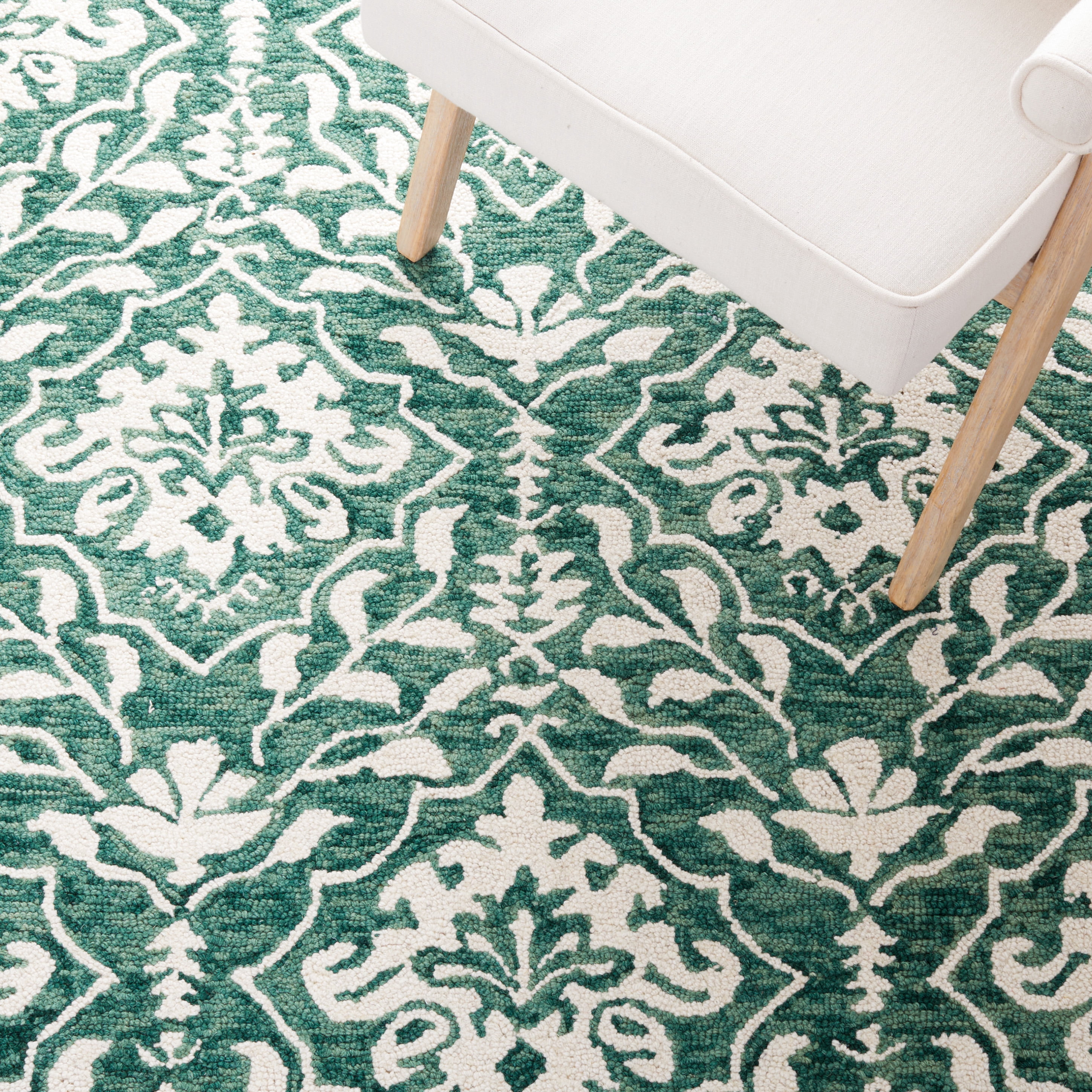 Safavieh Dip Dye Beranadette Floral Wool Area Rug, Dark Green/Ivory, 9' x 12'