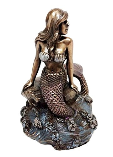 Mermaid sitting on the Rocks Mythical Fantasy Decor Figurine 