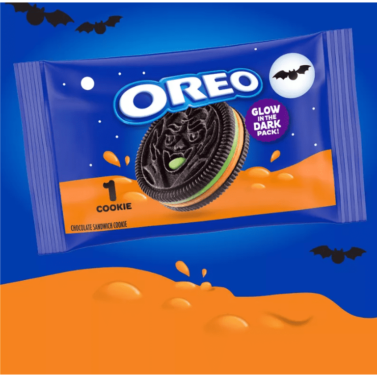 Oreo Halloween Green and Orange Creme Chocolate Sandwich Cookies