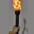 thumbnail image 2 of Antorcha de Mano con Luces LED, Antorcha de Llama Realista para Juegos, Deportes, Competición, Tema, Halloween, Navidad, 2 of 6