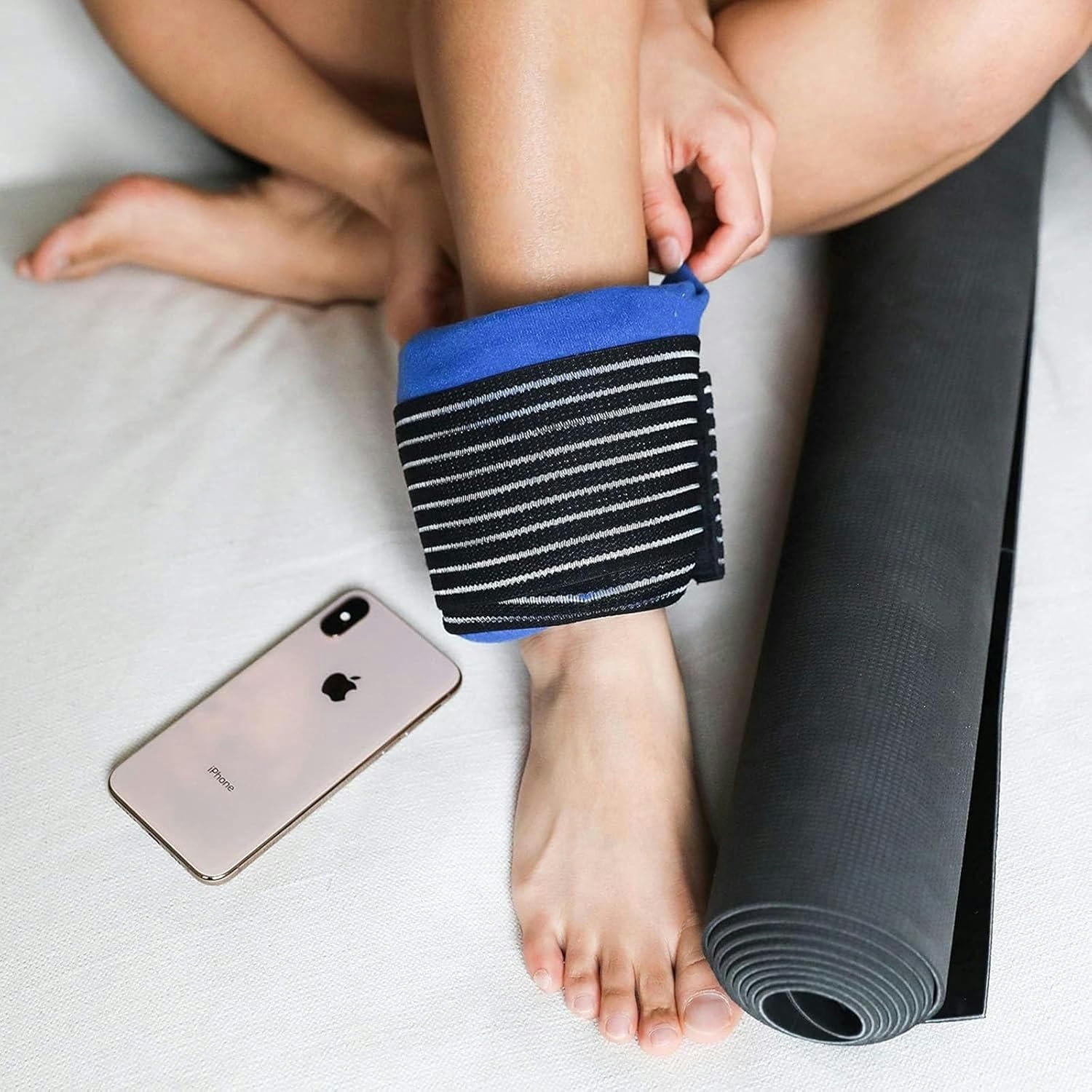 GXCZ Ice Packs for Injuries Reusable, Soft Gel Hot and Cold Therapy Packs, Ice Pack for Injuries with Wrap Pain Relief Adjustable & Flexible Wrap for Knees Back Shoulders Arms and Legs