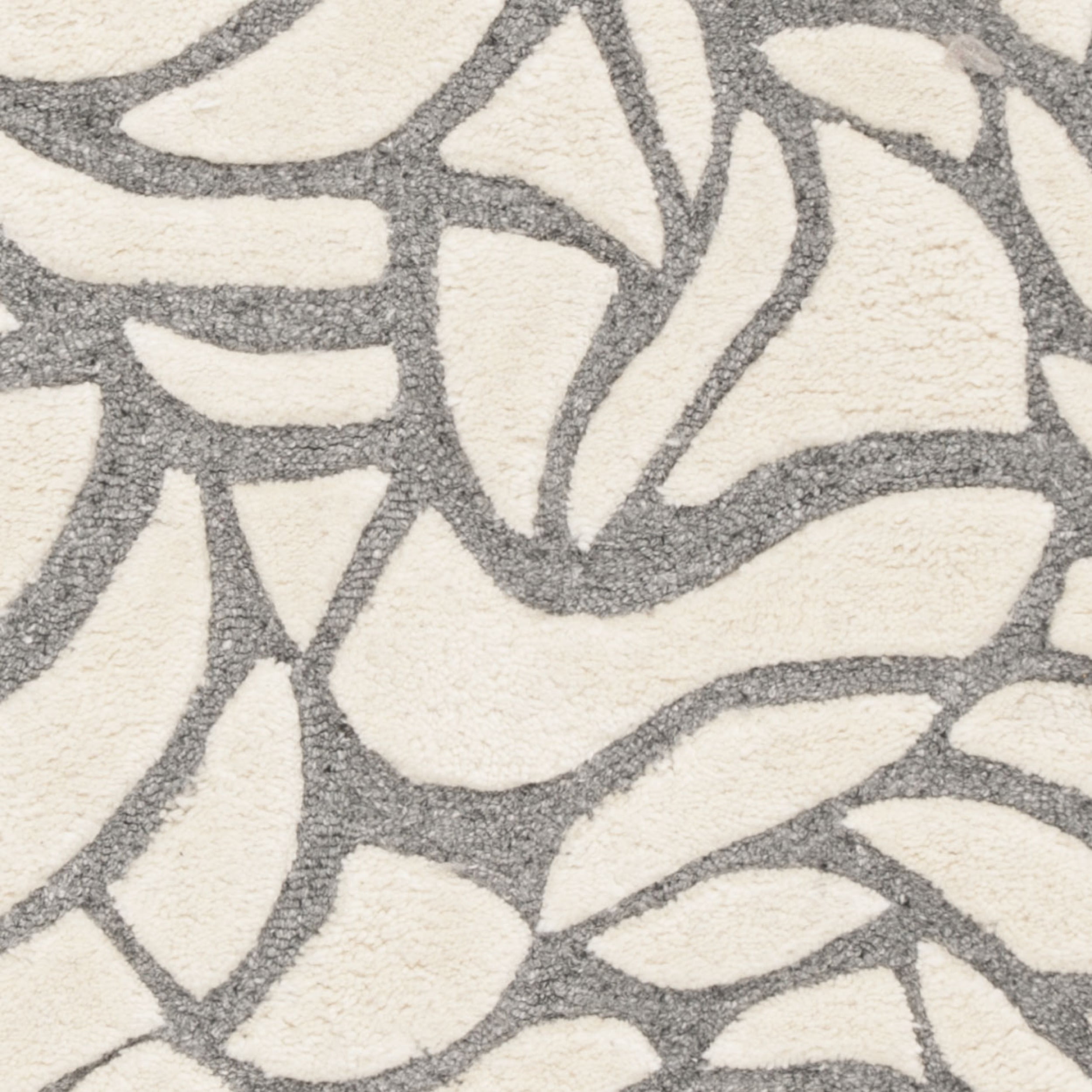 SAFAVIEH Casablanca Yadira Floral Shag Area Rug, Ivory/Grey, 8' x 10'