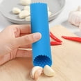 thumbnail image 4 of Pelador de ajos de silicona, tubo para pelar ajos con rodillo fácil, herramienta de silicona, pela dientes de ajo en segundos sin olor a manos, 4 of 5
