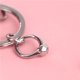 thumbnail image 4 of Keychan de parejas de besos destinados Piggy Keychains Amor de San Valentín magnético Presente para parejas (2 PC) esquí esquí Gafas de esquí, 4 of 5