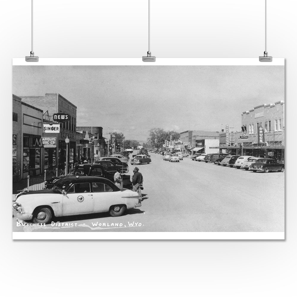 Worland, Wyoming Street Scene Photograph (24x36 Giclee Gallery Print
