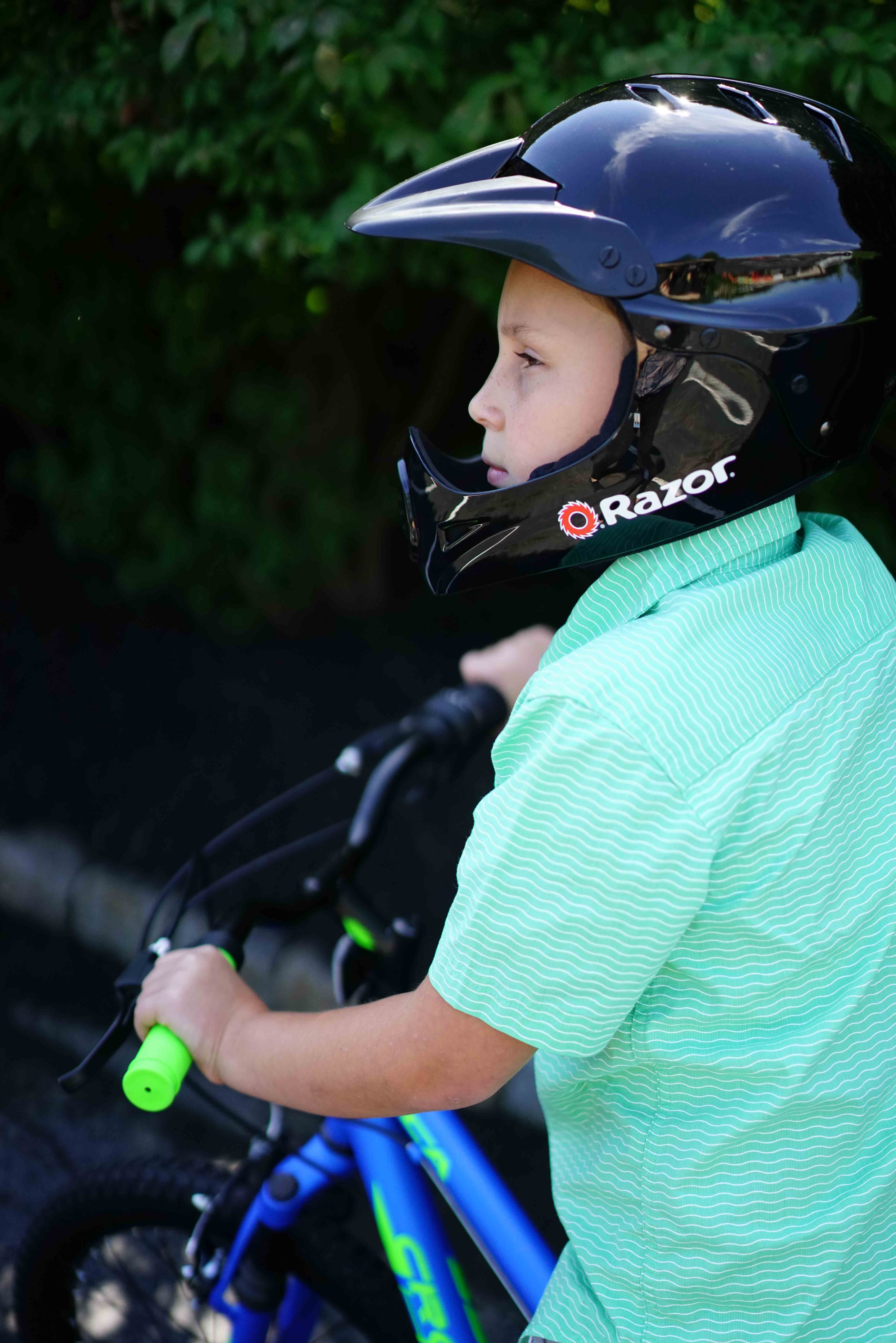 razor child full face helmet