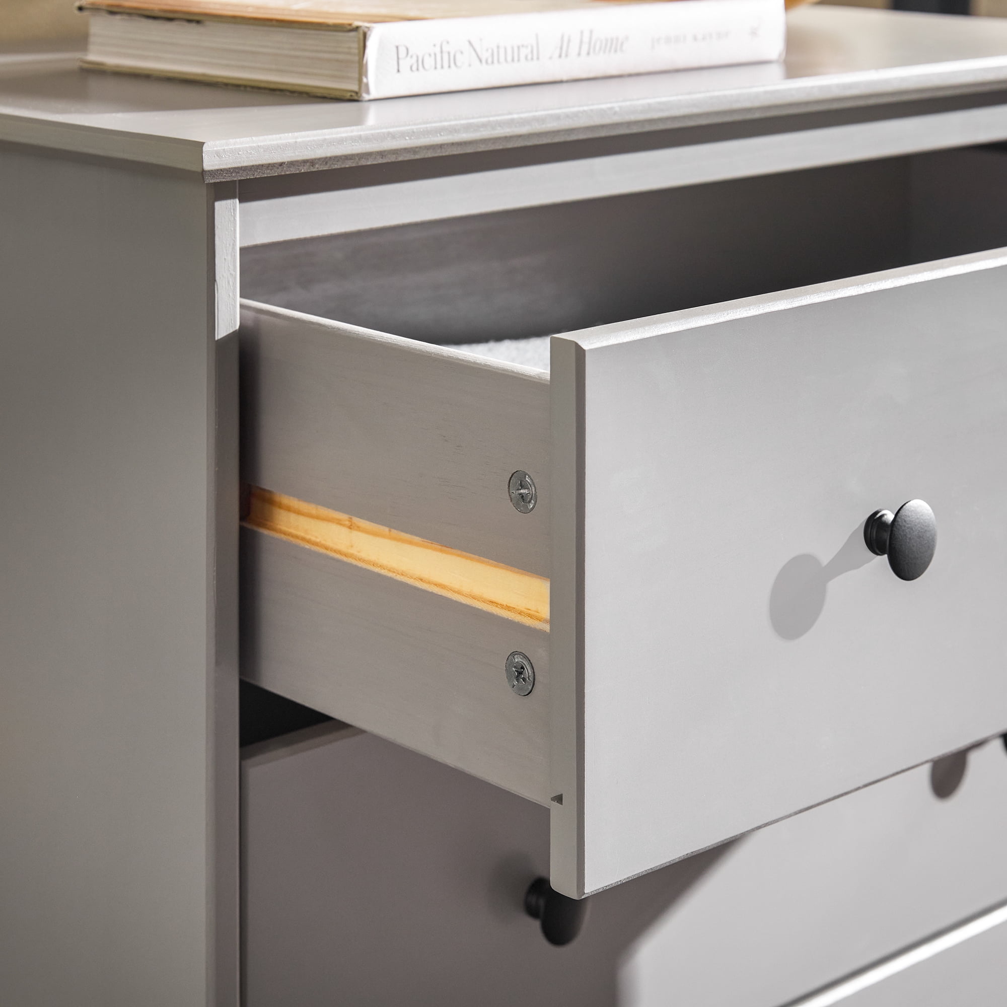 Walker Edison Transitional 4-Drawer Solid Wood Dresser, Grey